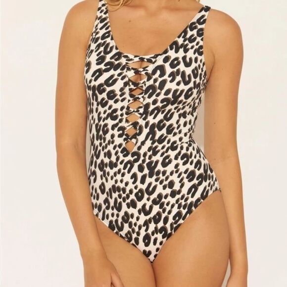 New with tags Bleu Rod Beattie Animal Print Lace Down Twist Front One-Piece Swim - Picture 12 of 15